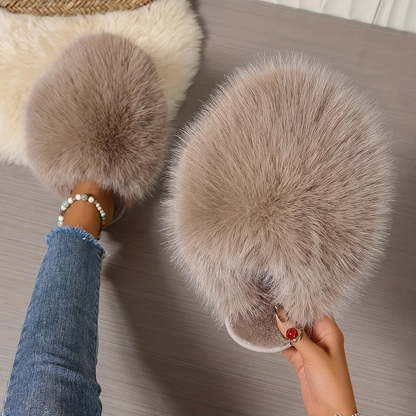 Vesari™ Fluffy Plush Slippers